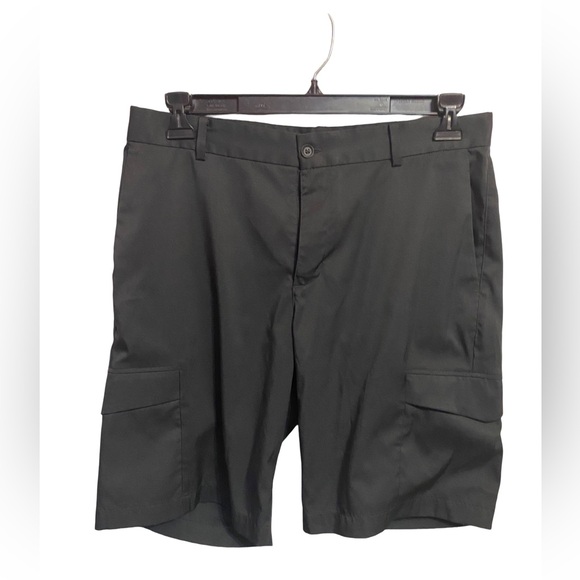 Nike Golf Dri-Fit Mens Cargo Shorts 32 x 10" Inseam Black Stretch - Picture 1 of 5
